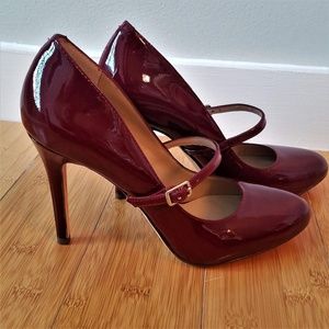 Saks Fifth Avenue Chili Red Blane Pumps